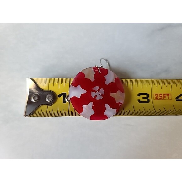 Red And White Circular Shell Dangling Pierced Earrings Vintage - Picture 9 of 10